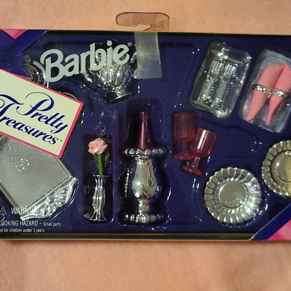 Barbie Pretty Treasures